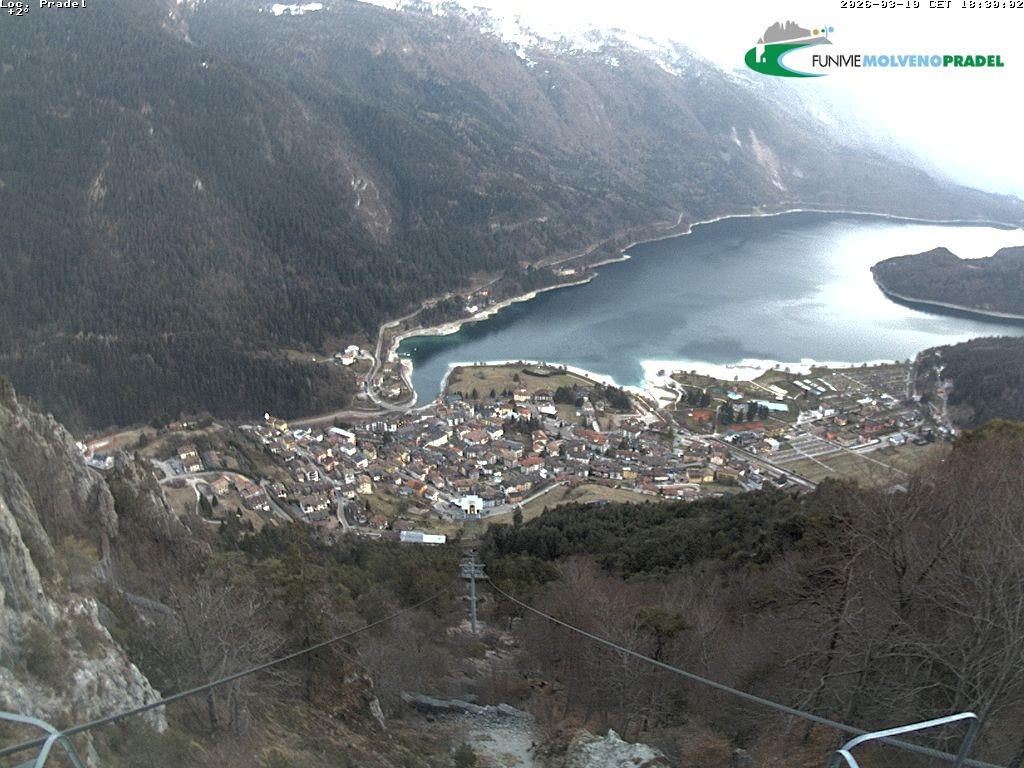 Archiv Foto Webcam Lago di Molveno