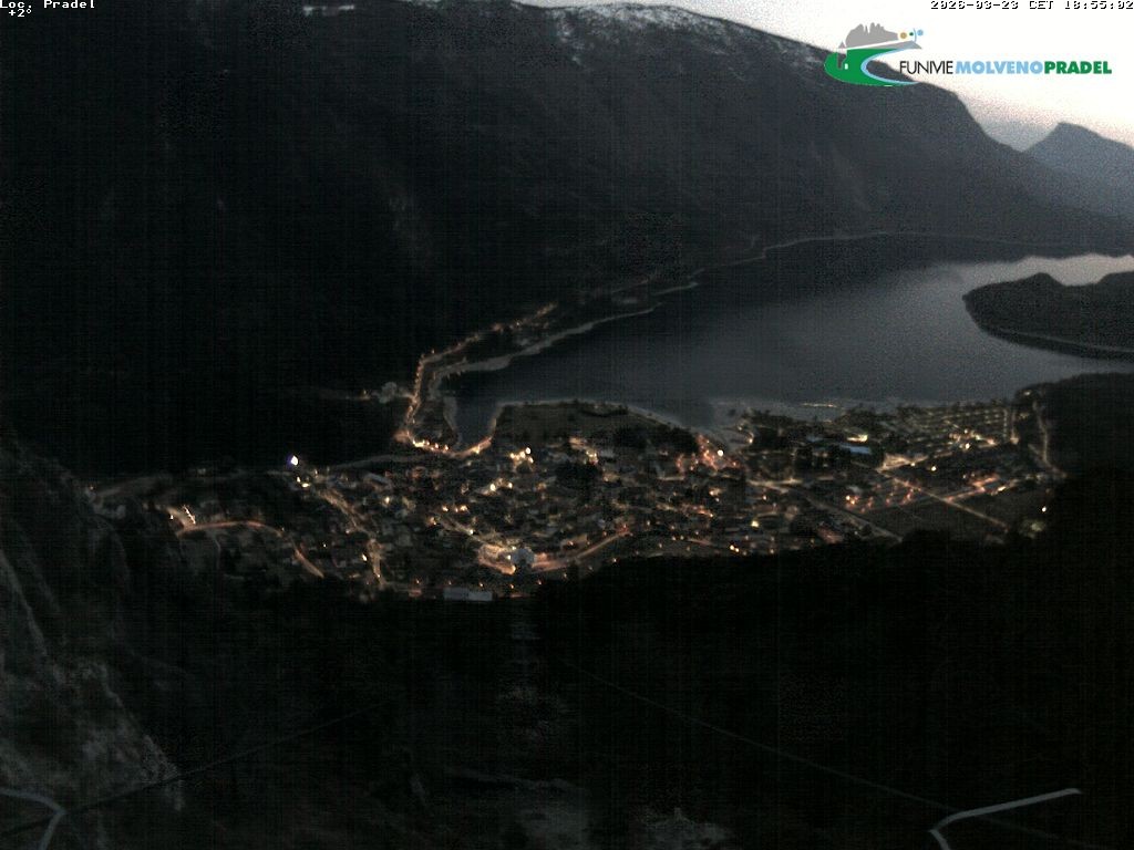 Archiv Foto Webcam Lago di Molveno