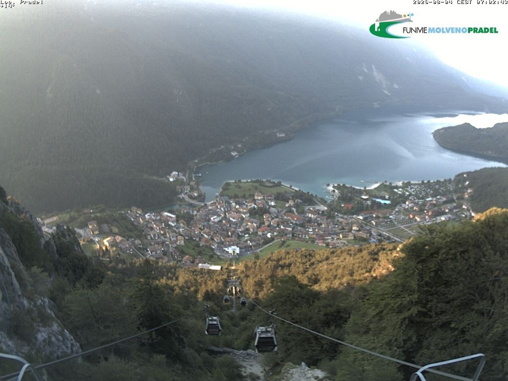 Archiv Foto Webcam Lago di Molveno