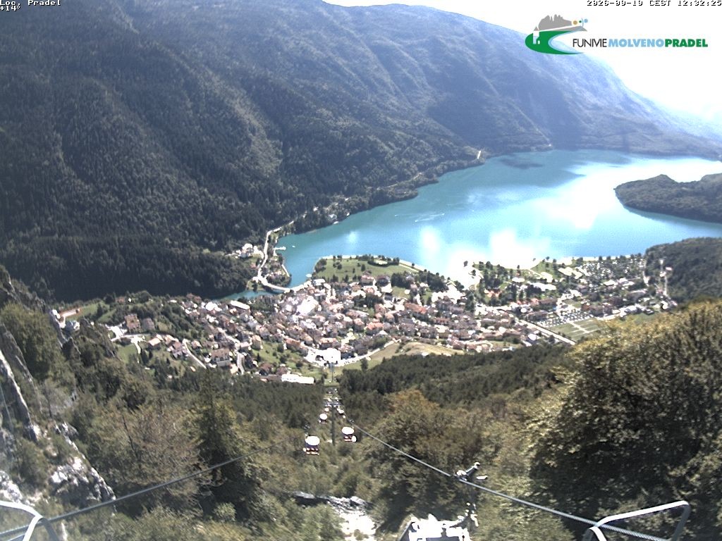 Archiv Foto Webcam Lago di Molveno