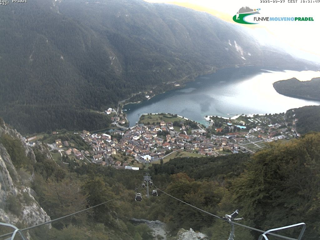 Archiv Foto Webcam Lago di Molveno