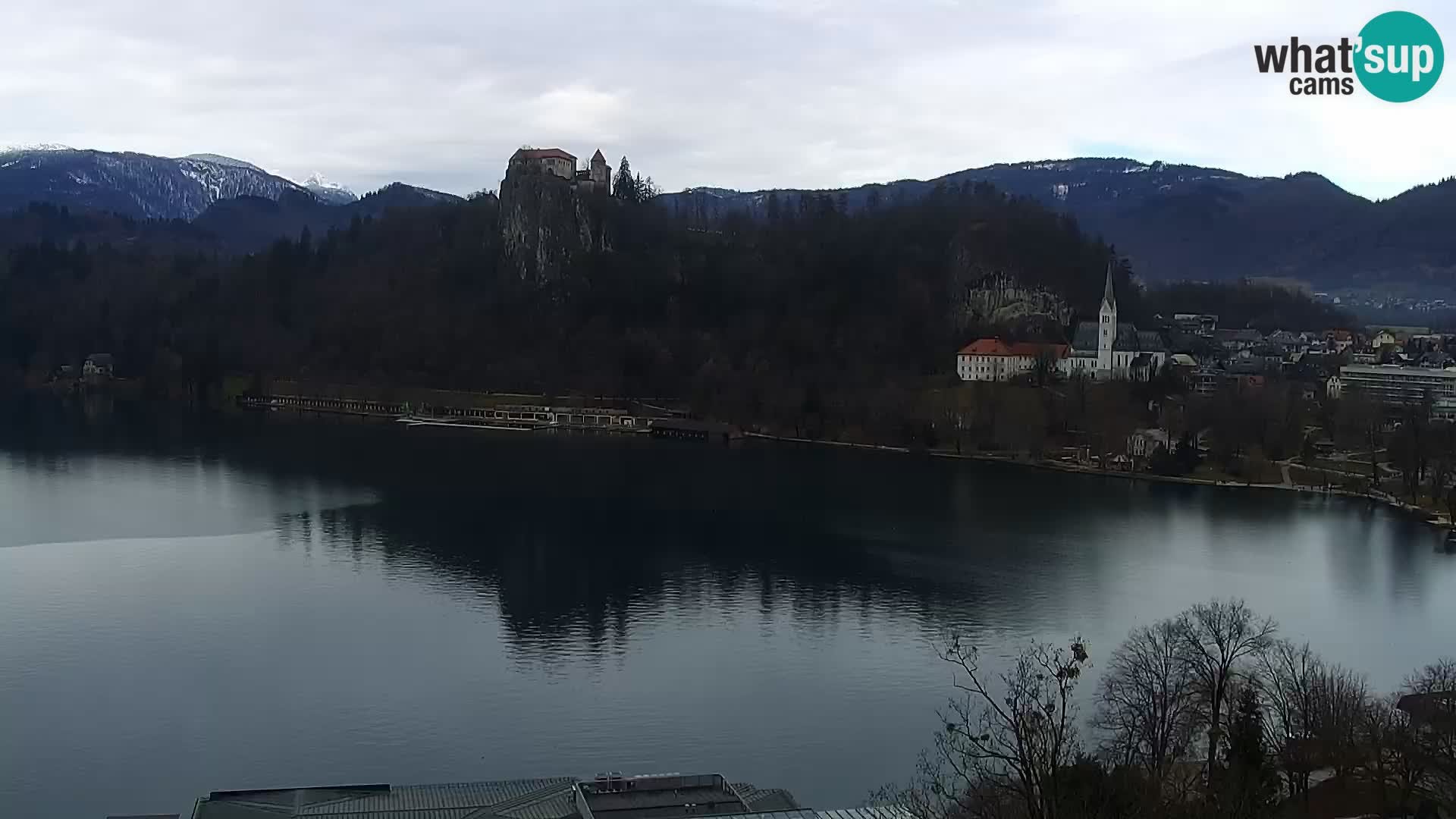 Archiv Foto Webcam Blick auf den Bleder See in Slowenien