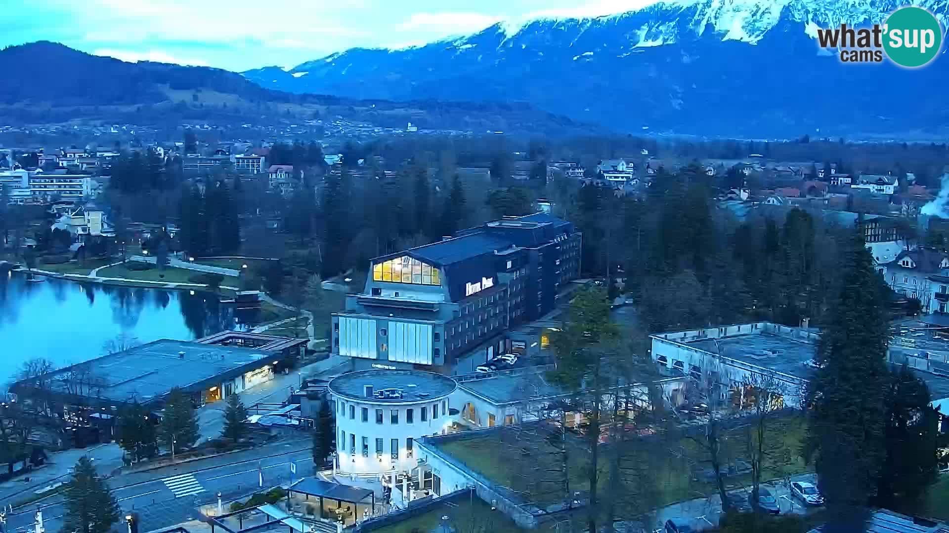 Archiv Foto Webcam Blick auf den Bleder See in Slowenien