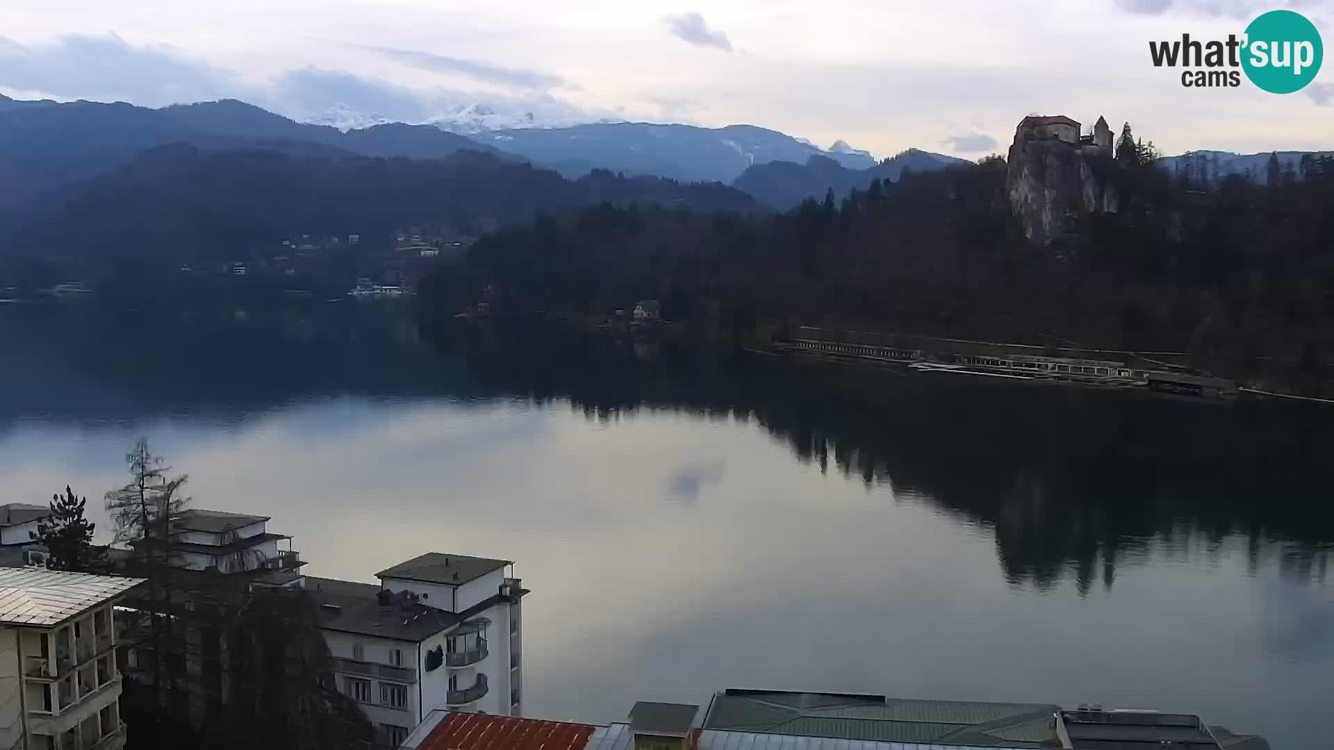 Archiv Foto Webcam Blick auf den Bleder See in Slowenien