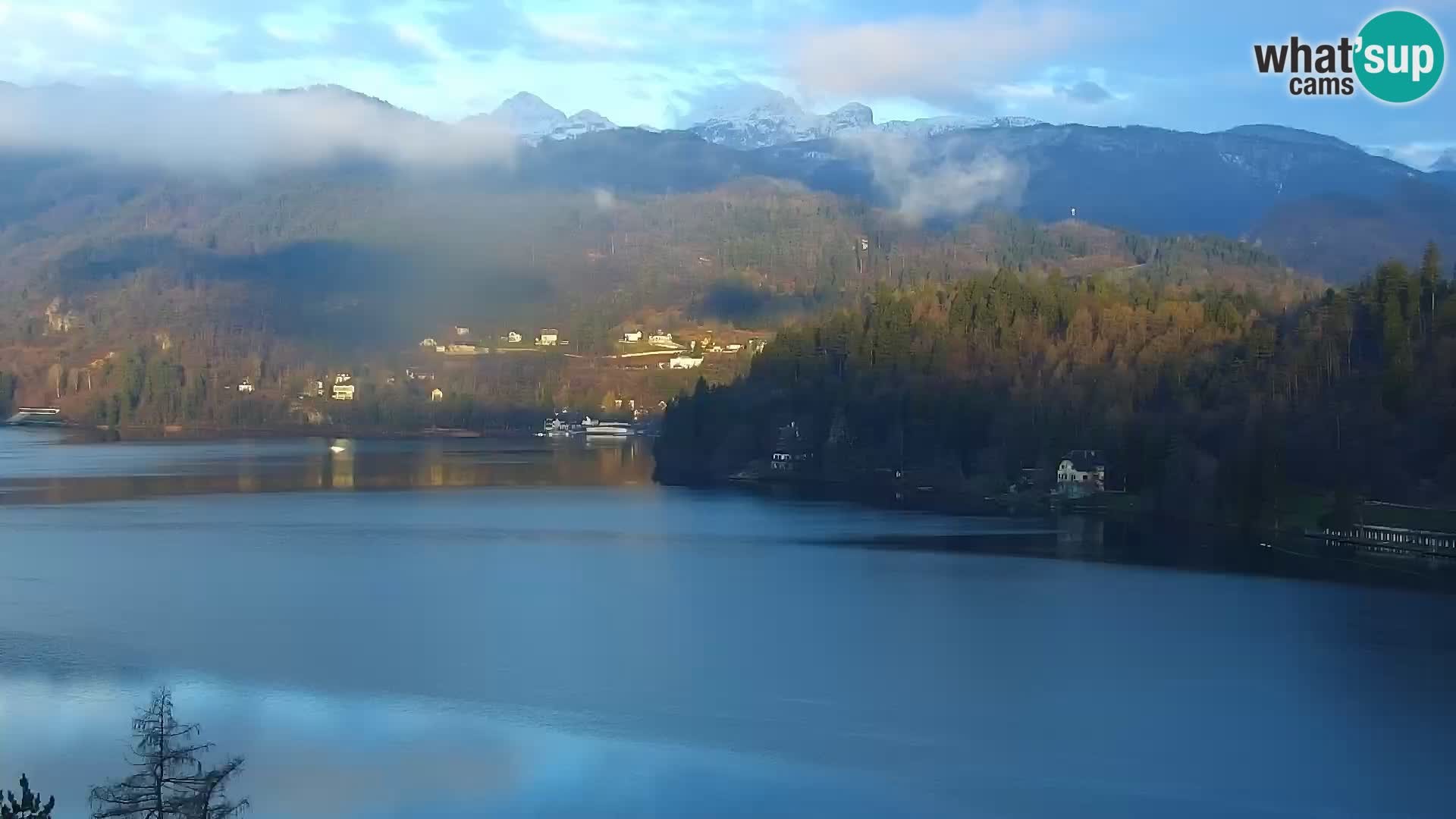 Archiv Foto Webcam Blick auf den Bleder See in Slowenien