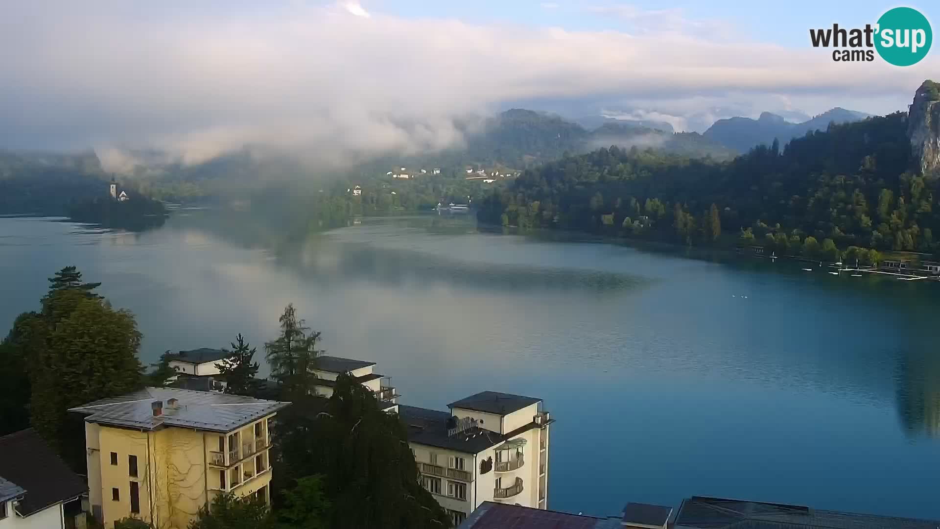 Archiv Foto Webcam Blick auf den Bleder See in Slowenien