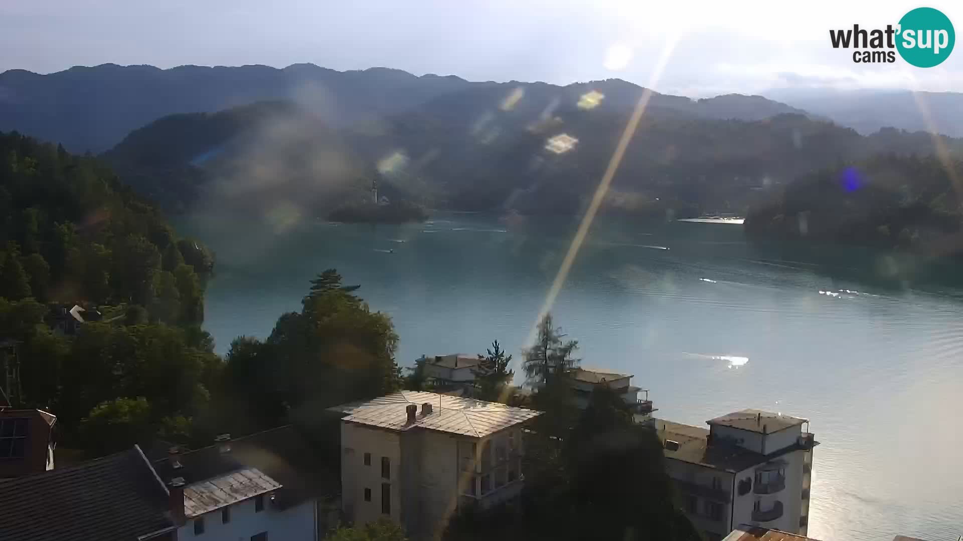 Archiv Foto Webcam Blick auf den Bleder See in Slowenien
