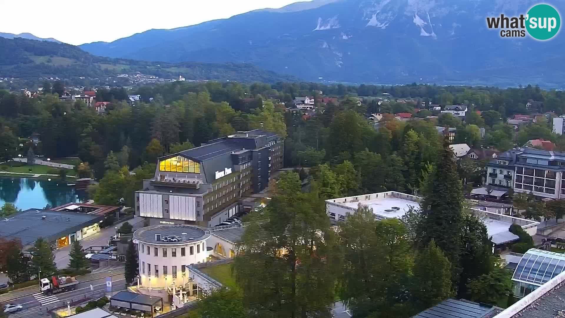 Archiv Foto Webcam Blick auf den Bleder See in Slowenien