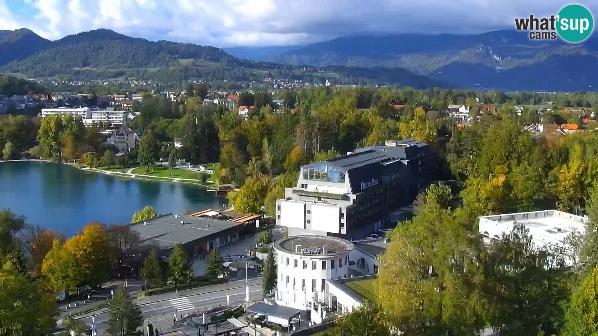Archiv Foto Webcam Blick auf den Bleder See in Slowenien
