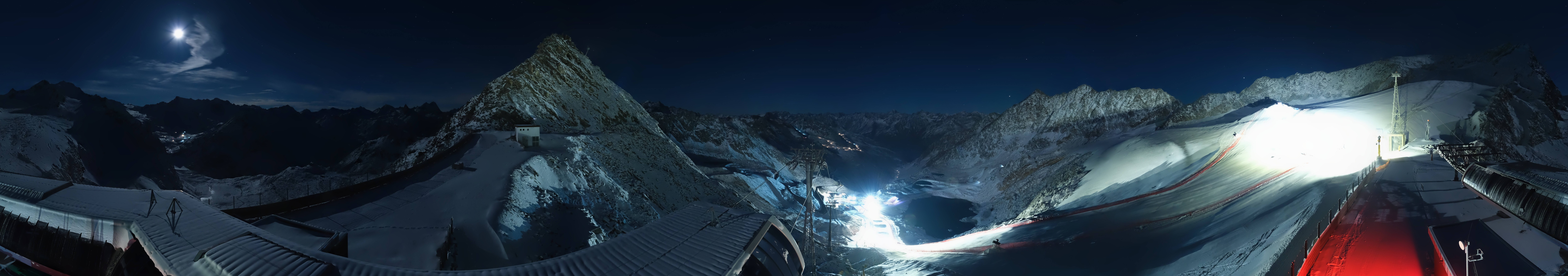 Archived image Webcam Rettenbach Glacier Sölden
