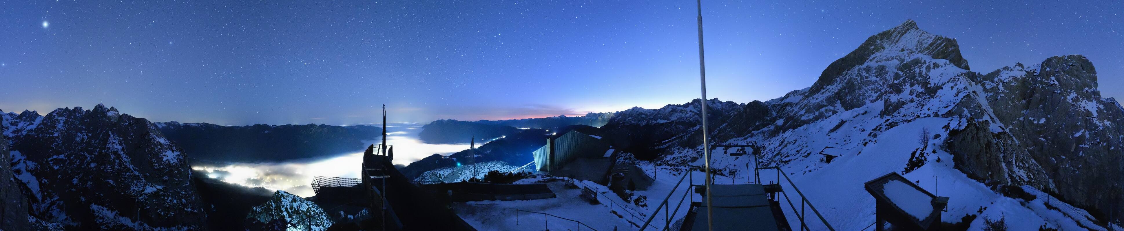 Archiv Foto Webcam Garmisch: Ausblick am Osterfelderkopf