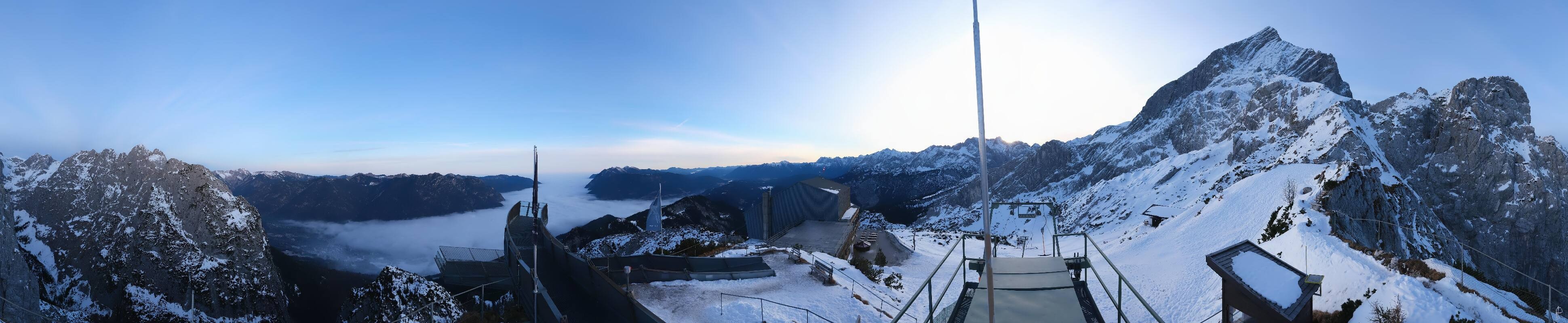 Archiv Foto Webcam Garmisch: Ausblick am Osterfelderkopf