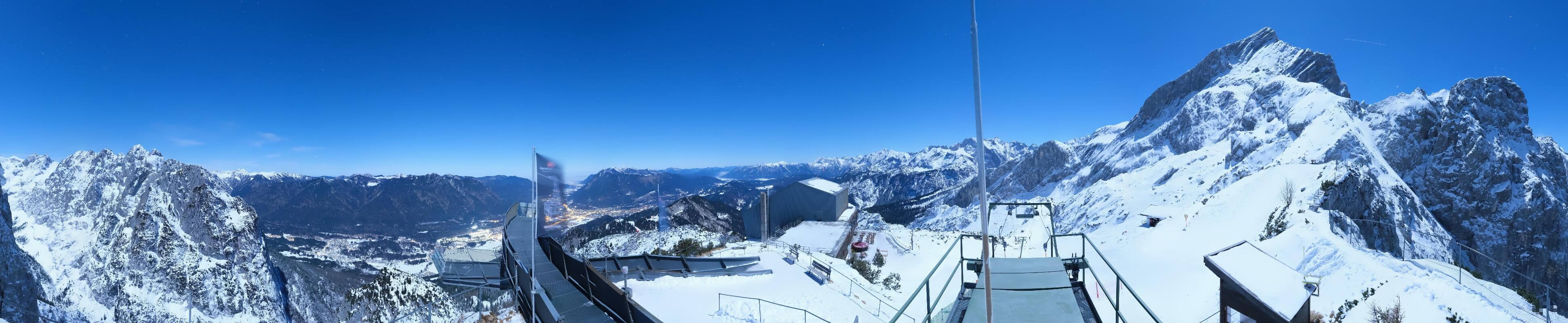 Archiv Foto Webcam Garmisch: Ausblick am Osterfelderkopf