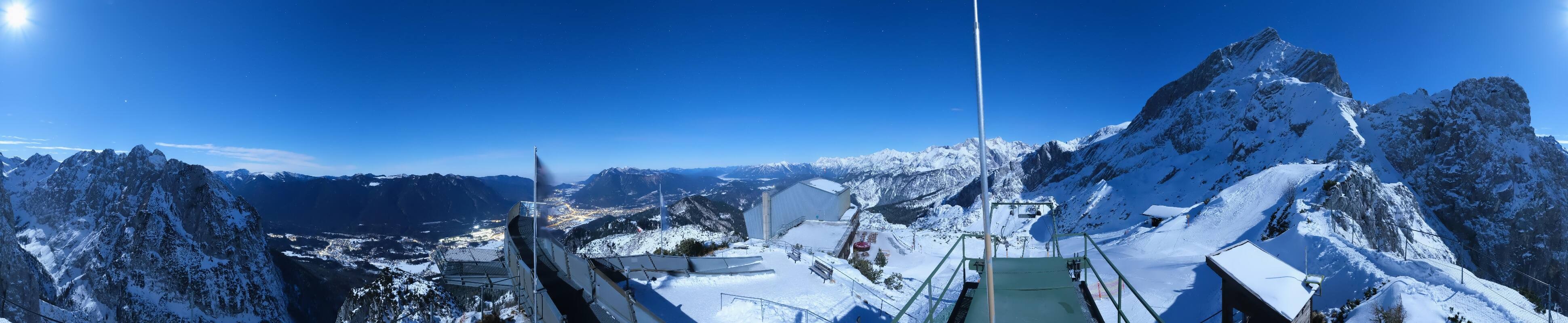 Archiv Foto Webcam Garmisch: Ausblick am Osterfelderkopf