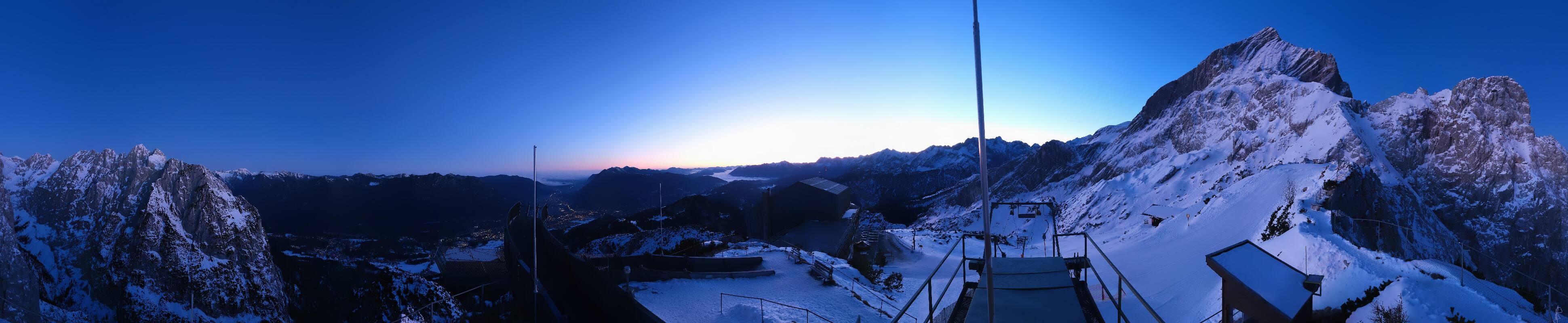 Archiv Foto Webcam Garmisch: Ausblick am Osterfelderkopf