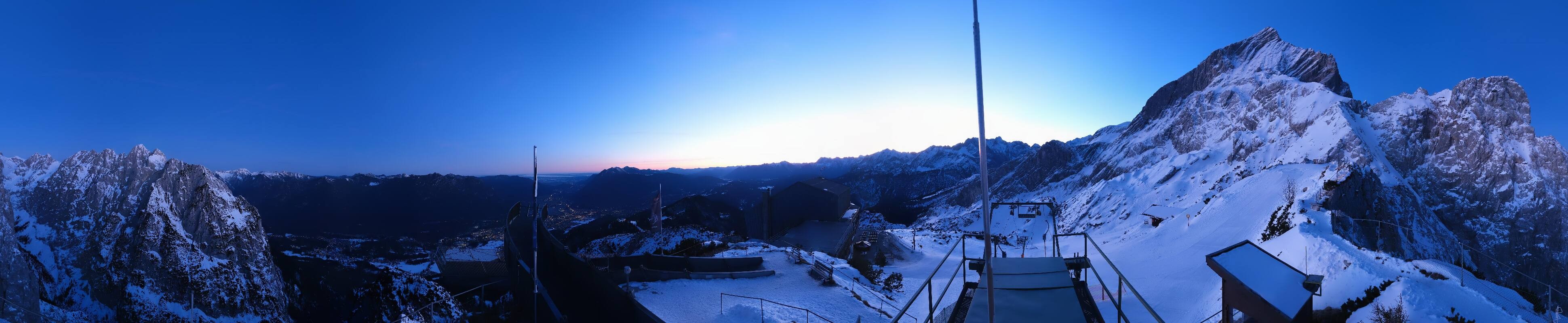 Archiv Foto Webcam Garmisch: Ausblick am Osterfelderkopf