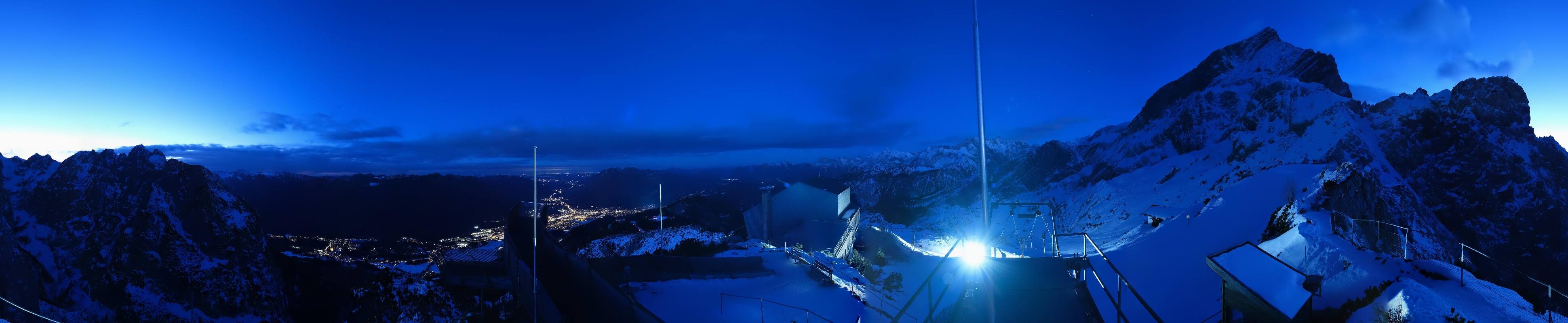 Archiv Foto Webcam Garmisch: Ausblick am Osterfelderkopf