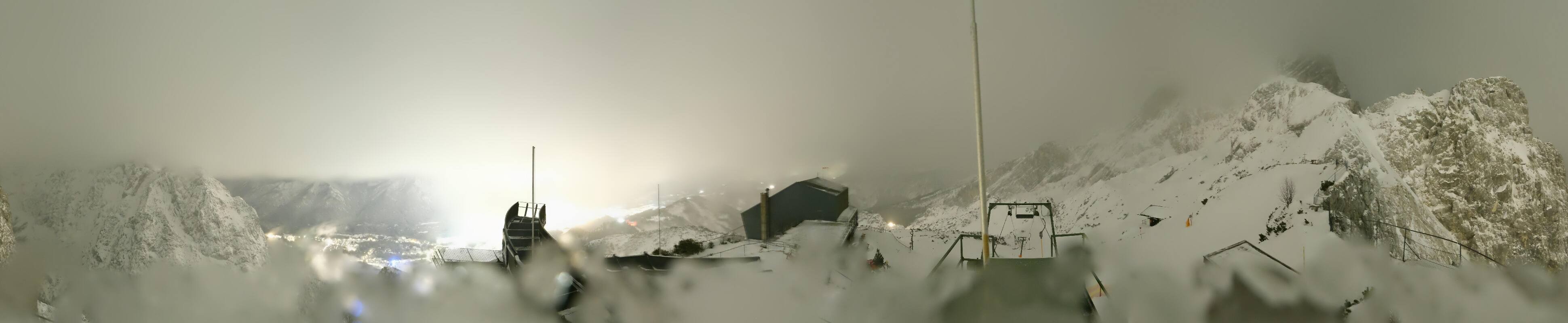 Archiv Foto Webcam Garmisch: Ausblick am Osterfelderkopf