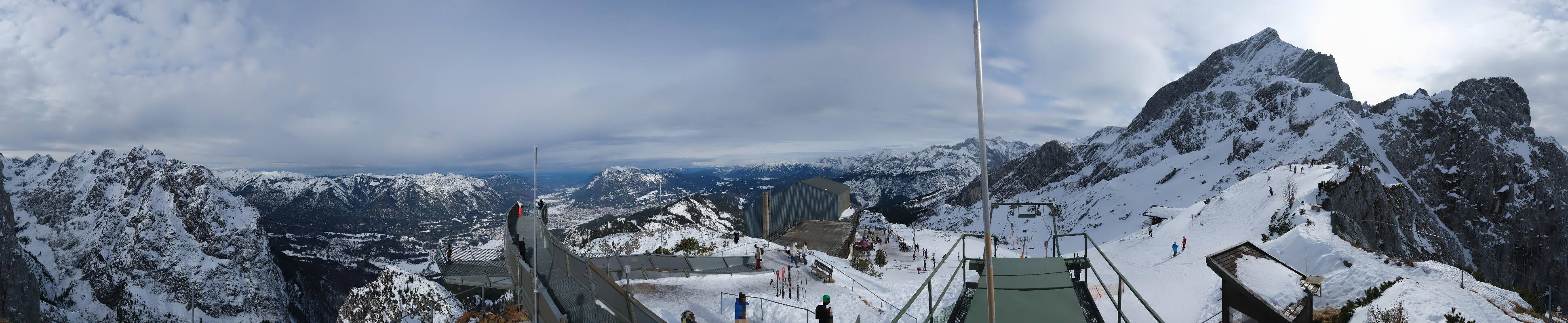 Archiv Foto Webcam Garmisch: Ausblick am Osterfelderkopf