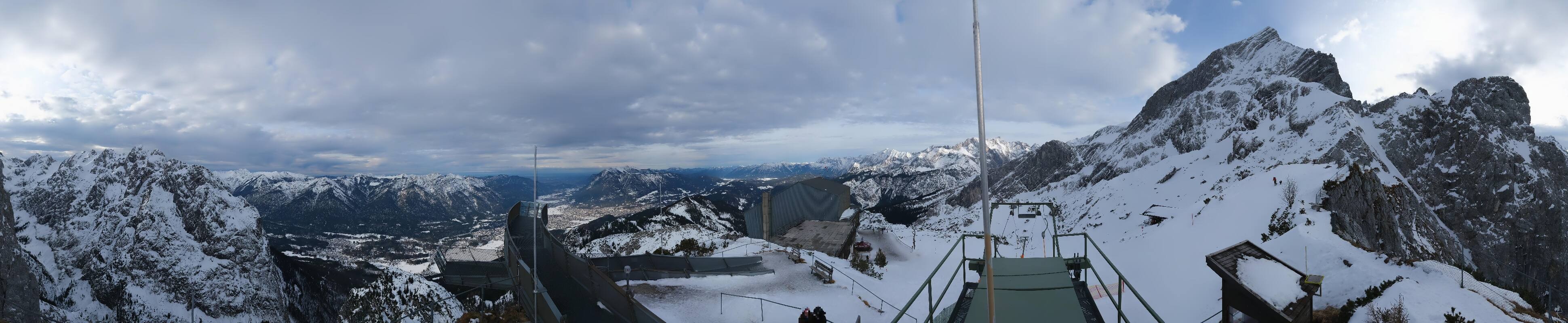 Archiv Foto Webcam Garmisch: Ausblick am Osterfelderkopf