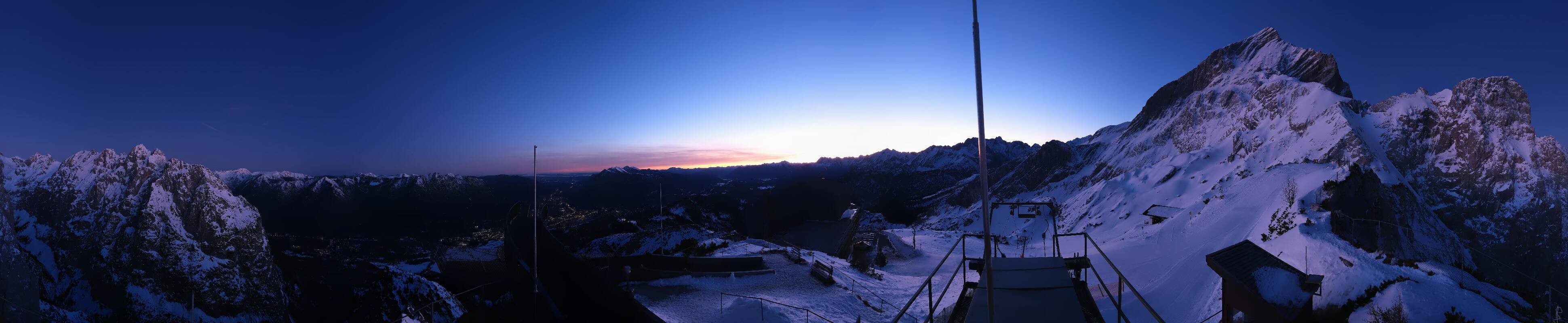 Archiv Foto Webcam Garmisch: Ausblick am Osterfelderkopf