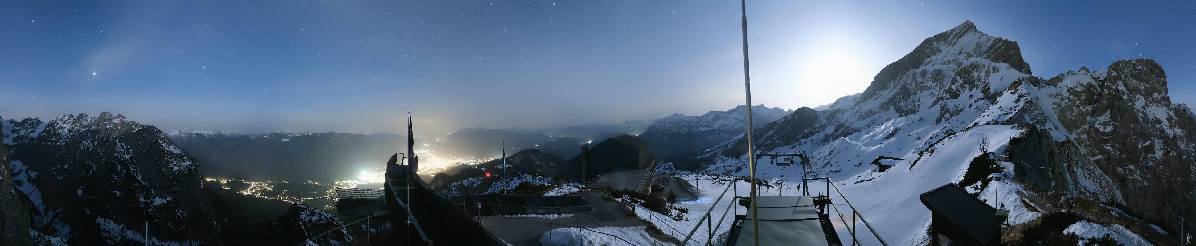 Archiv Foto Webcam Garmisch: Ausblick am Osterfelderkopf