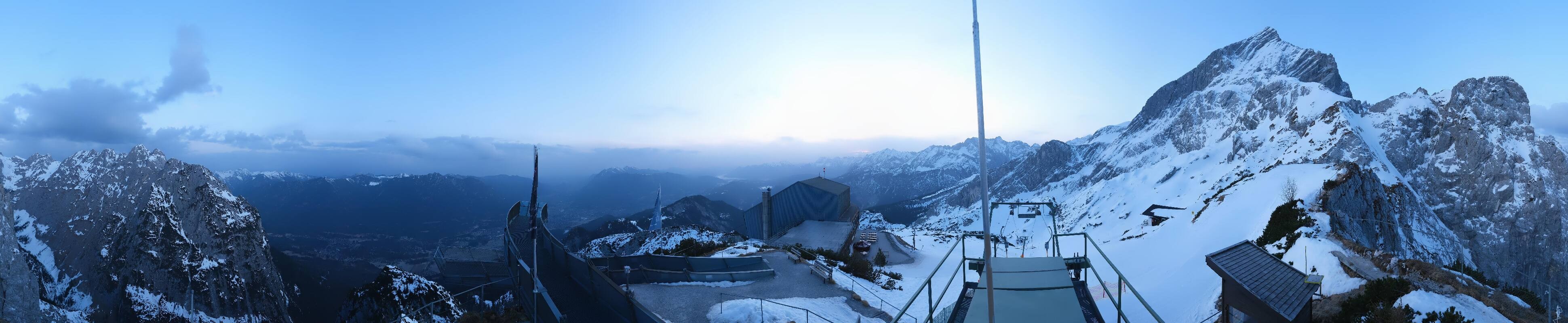 Archiv Foto Webcam Garmisch: Ausblick am Osterfelderkopf