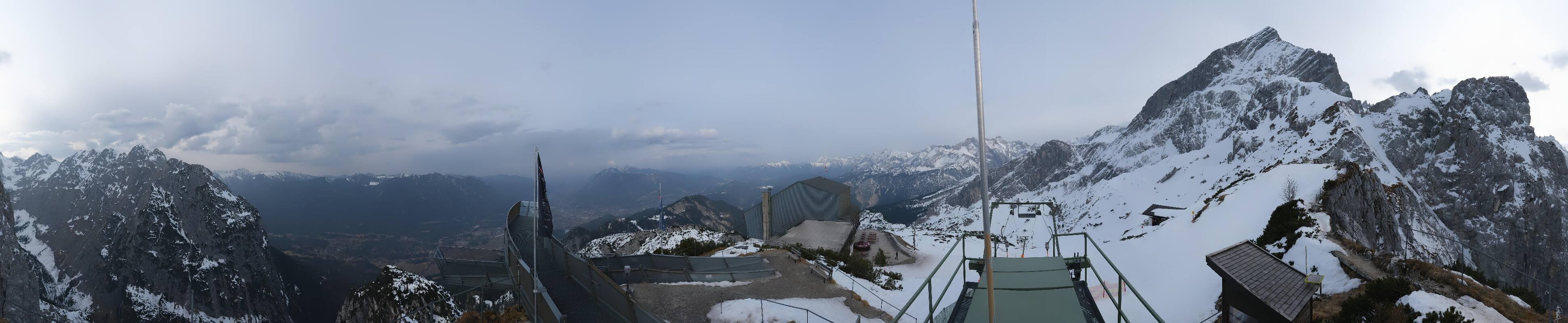 Archiv Foto Webcam Garmisch: Ausblick am Osterfelderkopf