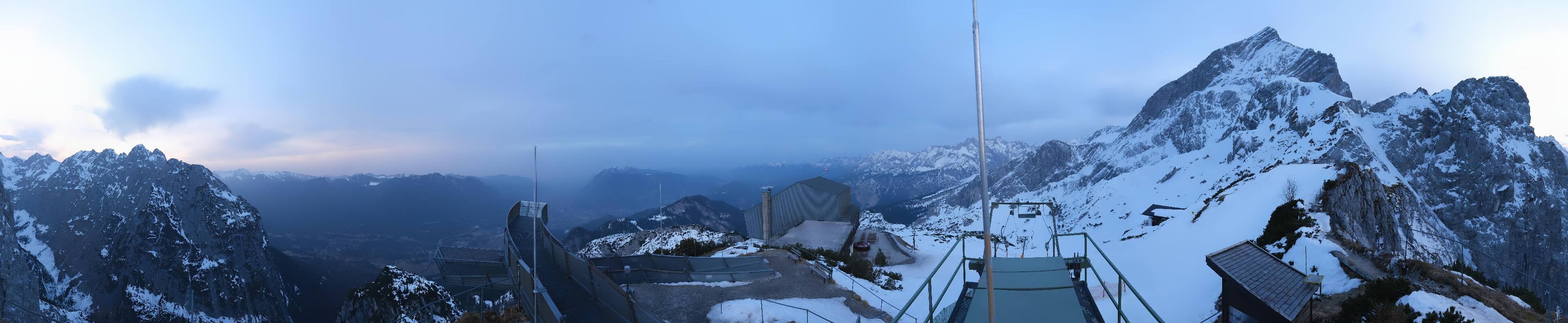 Archiv Foto Webcam Garmisch: Ausblick am Osterfelderkopf