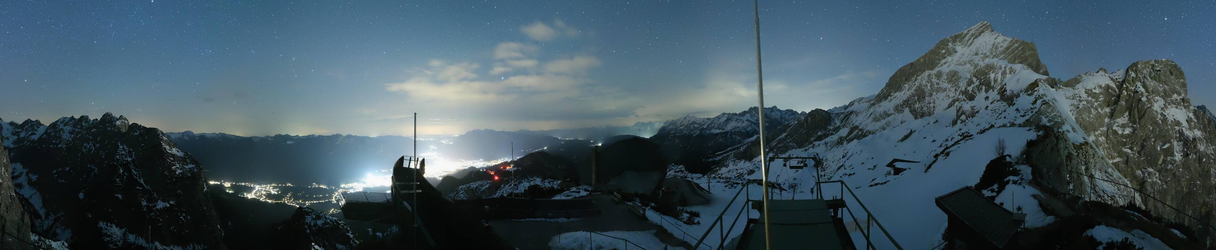 Archiv Foto Webcam Garmisch: Ausblick am Osterfelderkopf
