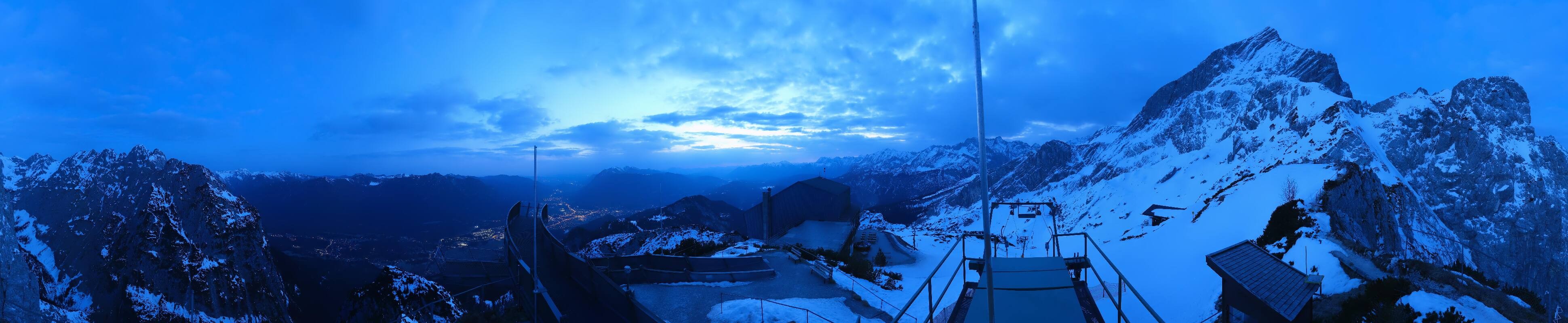 Archiv Foto Webcam Garmisch: Ausblick am Osterfelderkopf