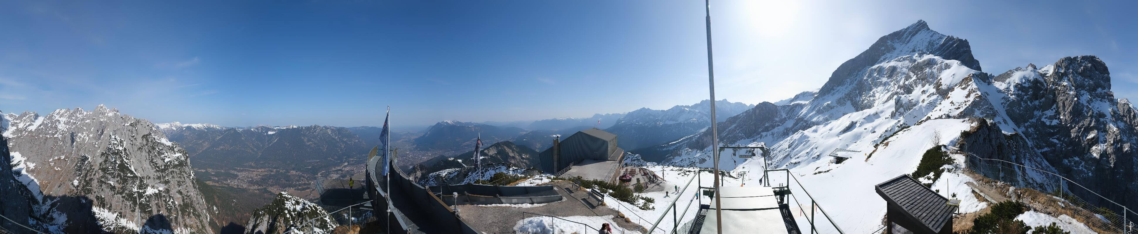 Archiv Foto Webcam Garmisch: Ausblick am Osterfelderkopf