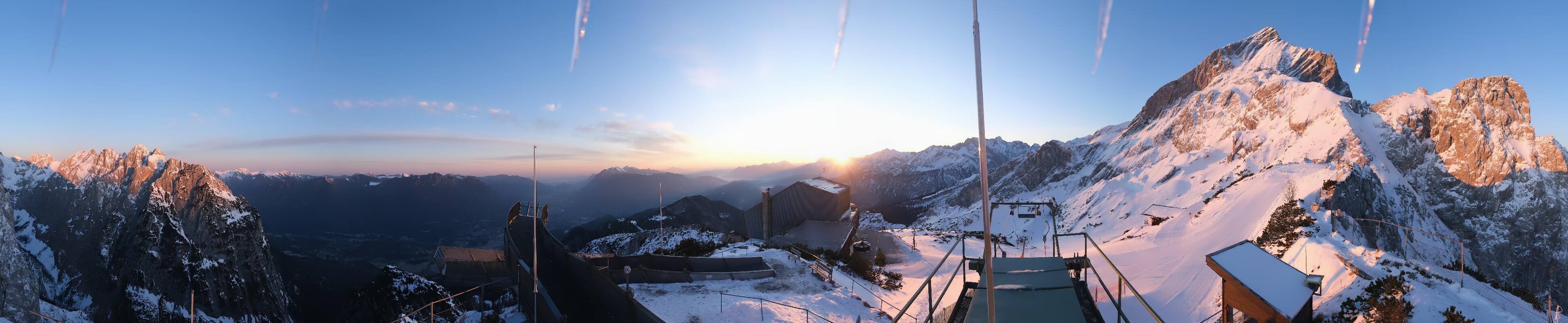 Archiv Foto Webcam Garmisch: Ausblick am Osterfelderkopf