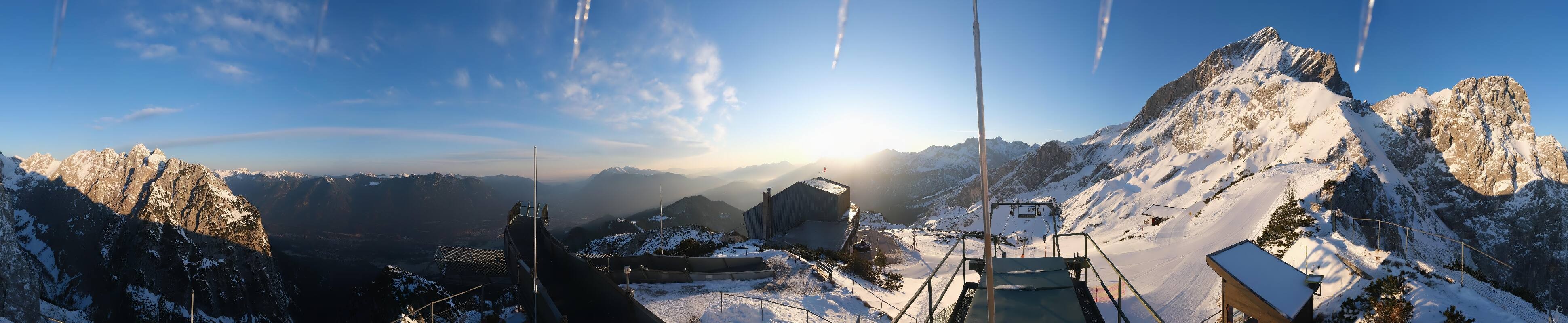 Archiv Foto Webcam Garmisch: Ausblick am Osterfelderkopf