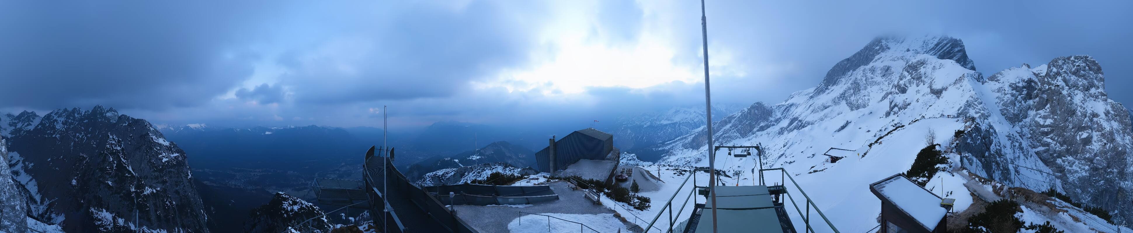 Archiv Foto Webcam Garmisch: Ausblick am Osterfelderkopf