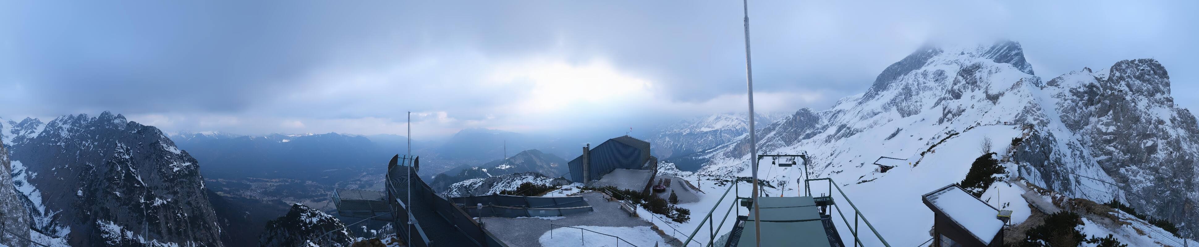 Archiv Foto Webcam Garmisch: Ausblick am Osterfelderkopf