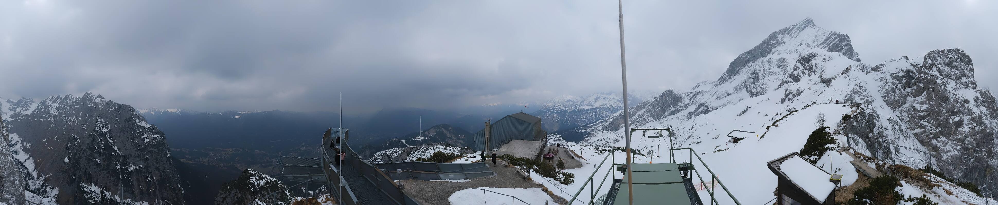 Archiv Foto Webcam Garmisch: Ausblick am Osterfelderkopf
