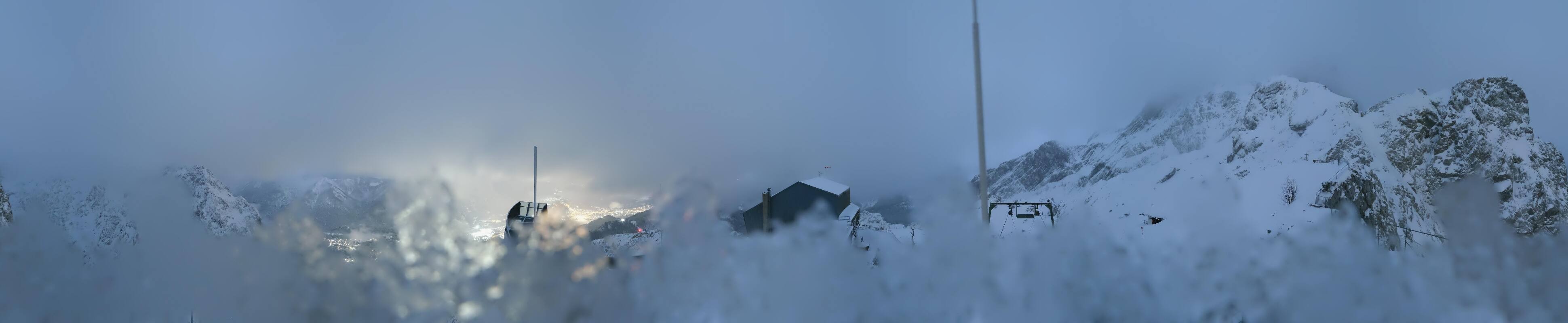 Archiv Foto Webcam Garmisch: Ausblick am Osterfelderkopf