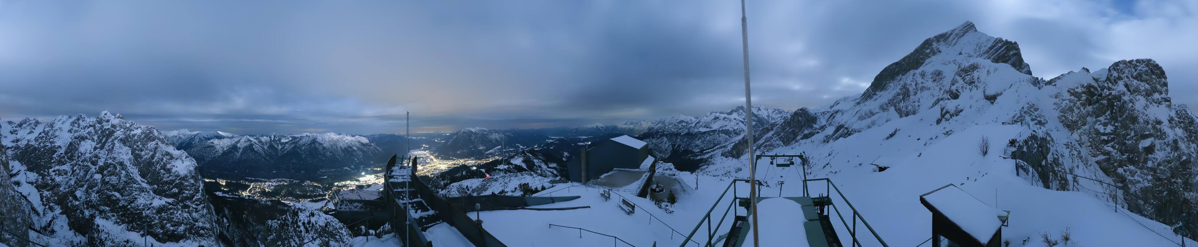 Archiv Foto Webcam Garmisch: Ausblick am Osterfelderkopf