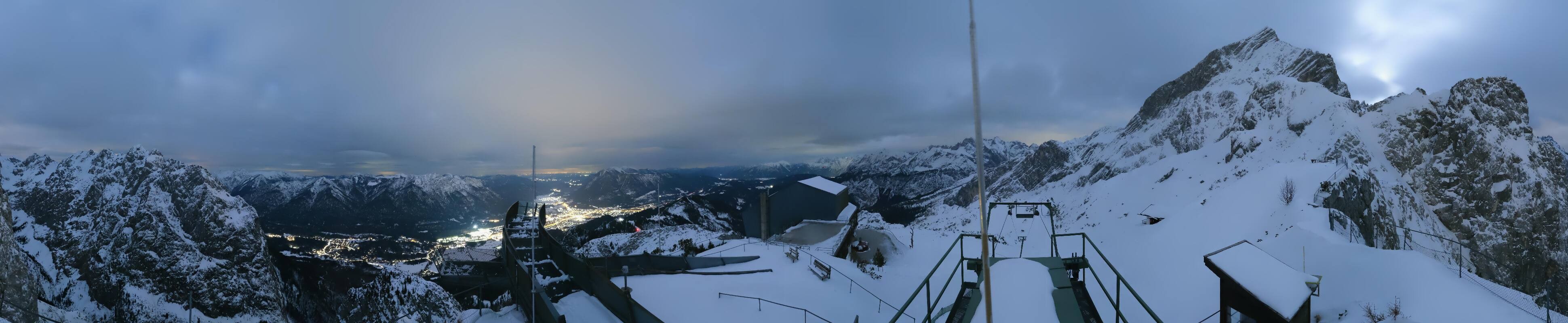 Archiv Foto Webcam Garmisch: Ausblick am Osterfelderkopf