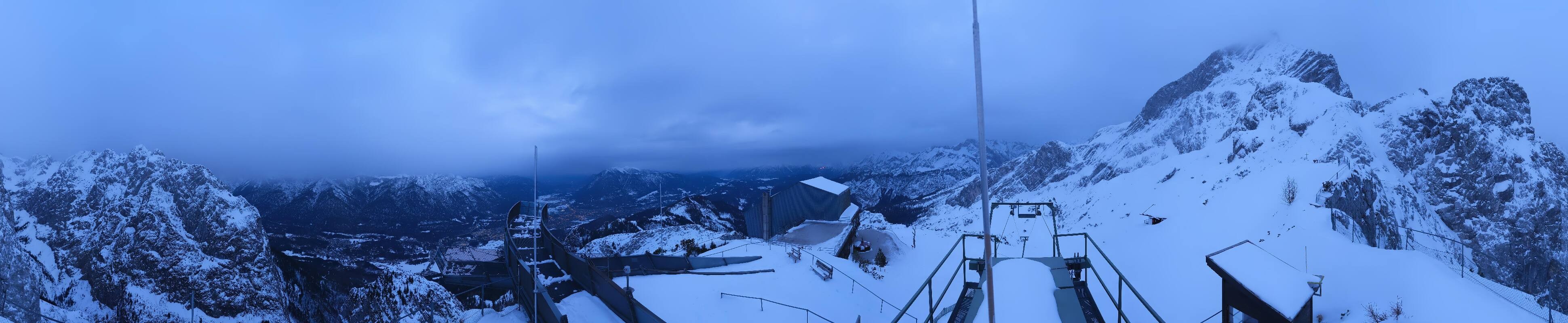 Archiv Foto Webcam Garmisch: Ausblick am Osterfelderkopf