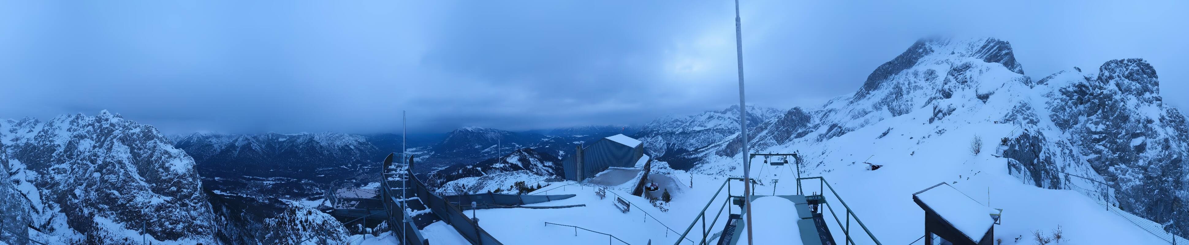 Archiv Foto Webcam Garmisch: Ausblick am Osterfelderkopf