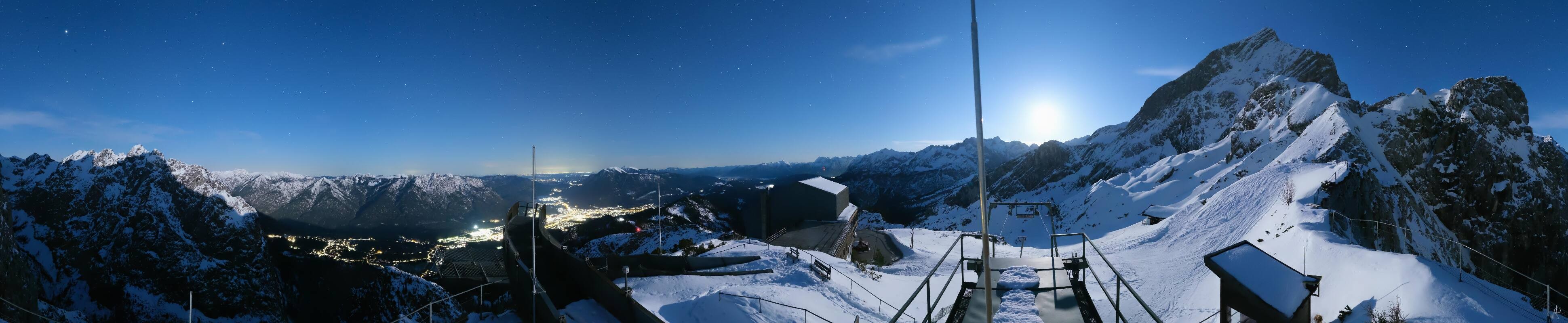 Archiv Foto Webcam Garmisch: Ausblick am Osterfelderkopf