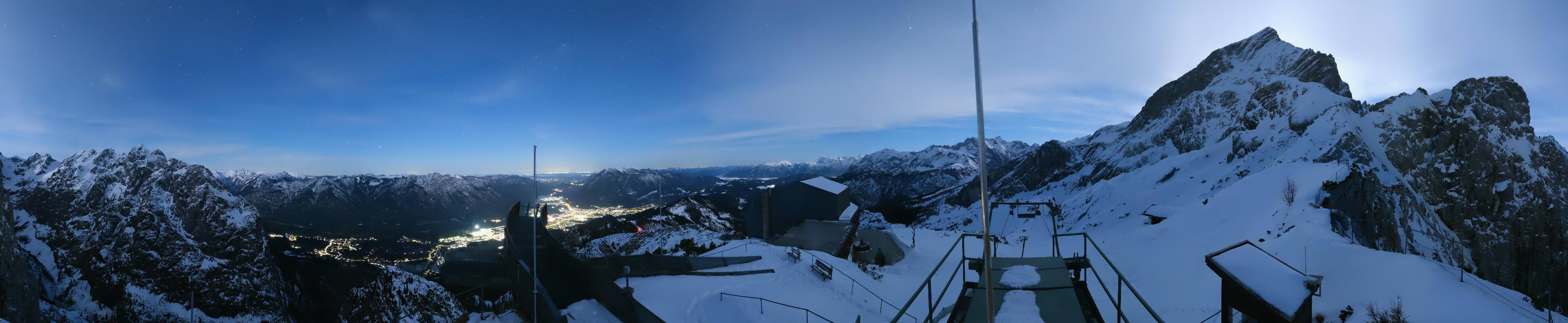 Archiv Foto Webcam Garmisch: Ausblick am Osterfelderkopf