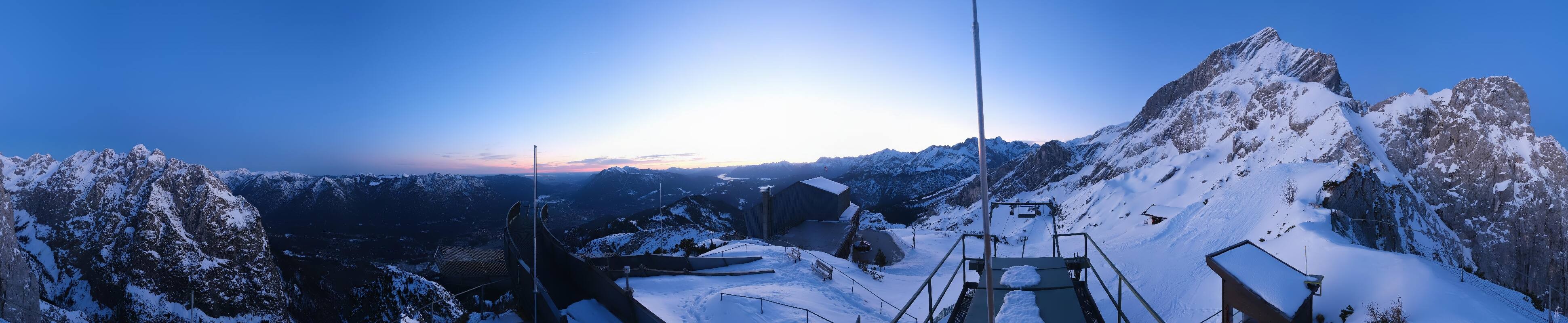 Archiv Foto Webcam Garmisch: Ausblick am Osterfelderkopf