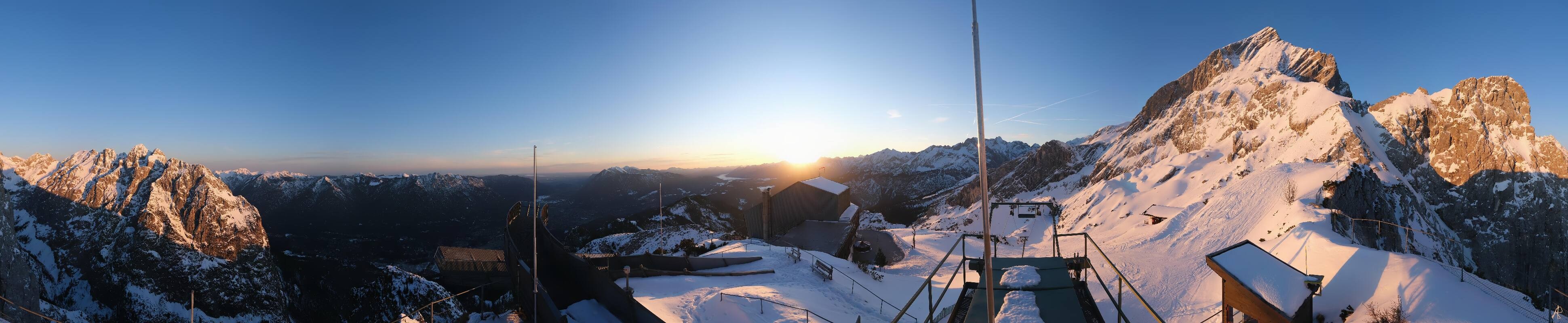 Archiv Foto Webcam Garmisch: Ausblick am Osterfelderkopf