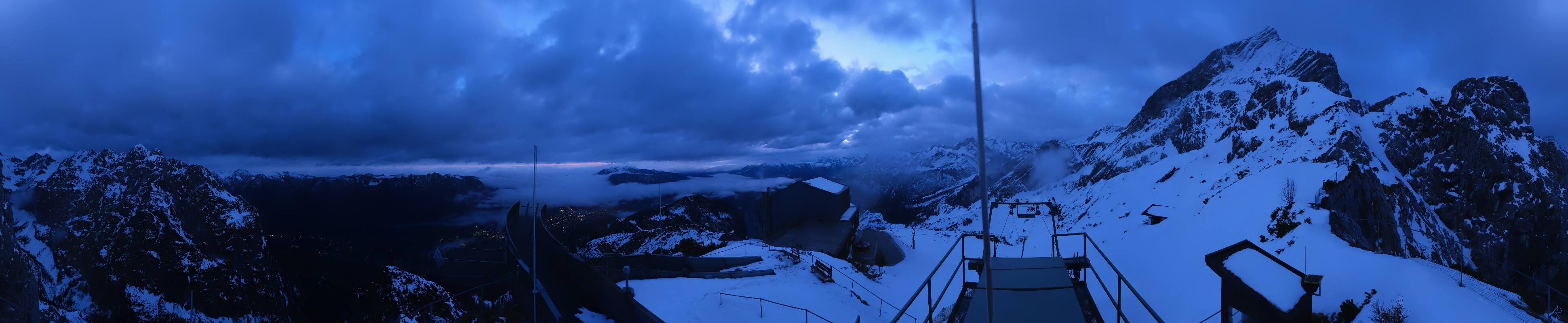 Archiv Foto Webcam Garmisch: Ausblick am Osterfelderkopf