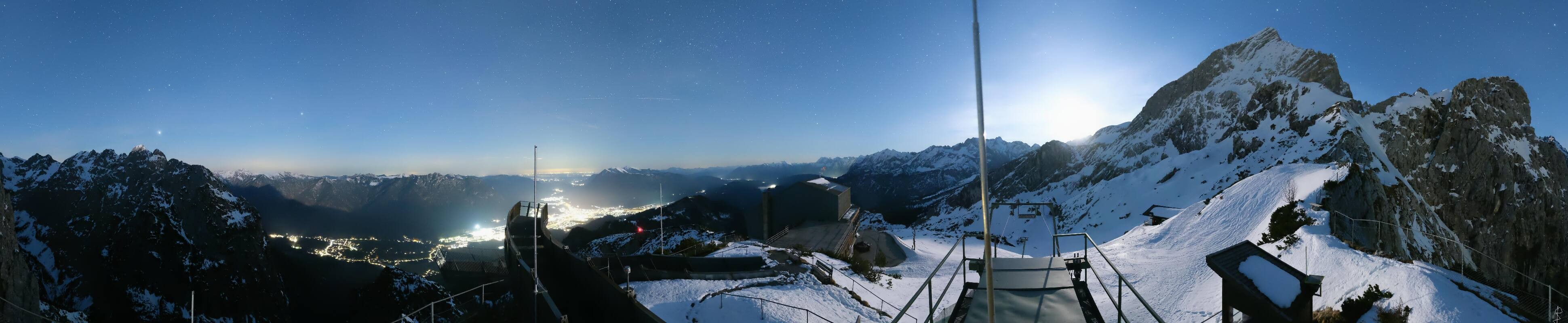 Archiv Foto Webcam Garmisch: Ausblick am Osterfelderkopf