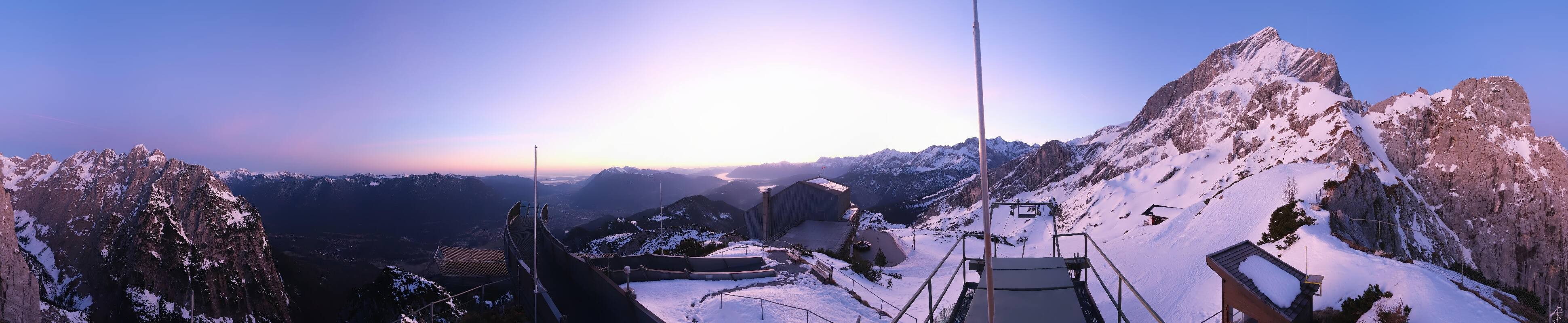 Archiv Foto Webcam Garmisch: Ausblick am Osterfelderkopf