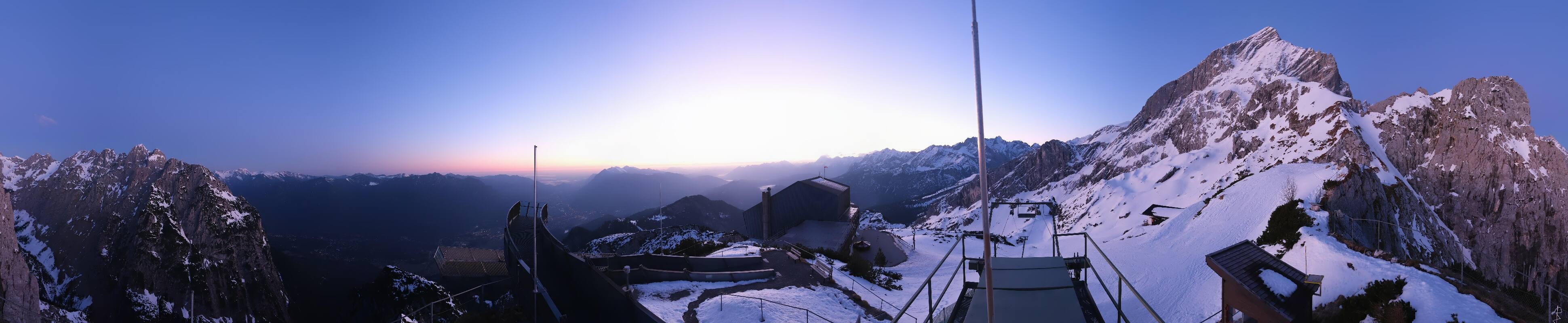 Archiv Foto Webcam Garmisch: Ausblick am Osterfelderkopf